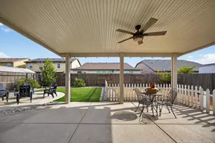 7467 Garden Ridge Way, Sacramento, CA 95829 - Photo 40