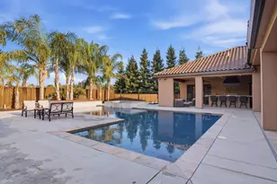 10407 Fox Borough Dr, Oakdale, CA 95361 - Photo 52