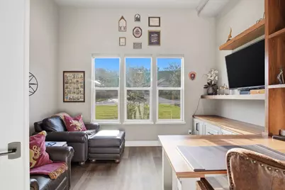 10407 Fox Borough Drive, Oakdale, CA 95361 - Photo 24