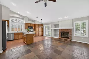 8725 Mesa Brook Way, Elk Grove, CA 95624 - Photo 12