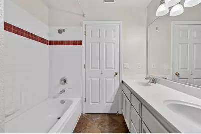 8725 Mesa Brook Way, Elk Grove, CA 95624 - Photo 18