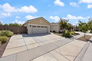 1033 Makeway St, Roseville, CA 95747 - Photo 2