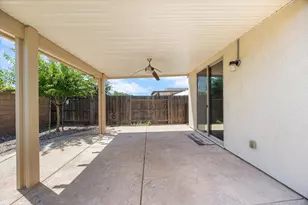 1033 Makeway St, Roseville, CA 95747 - Photo 32