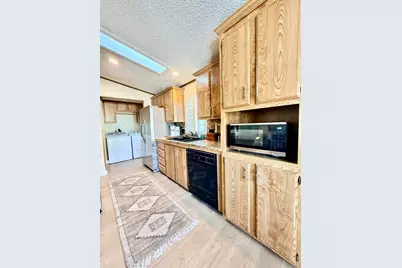 Lafayette, Roseville, CA 95678 - Photo 8