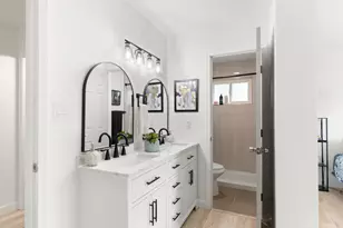 9012 Plaza Park Dr, Elk Grove, CA 95624 - Photo 26