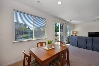 3016 Village Park Drive, Roseville, CA 95747 - Photo 32