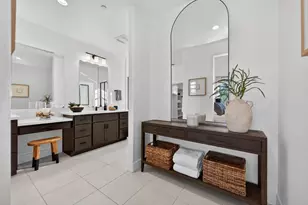 3220 Crocker Dr, Sacramento, CA 95818 - Photo 44