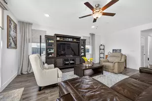 10070 Sea Turtle St, Elk Grove, CA 95757 - Photo 16