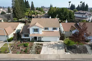 239 Fairwood Dr, Oakdale, CA 95361 - Photo 2