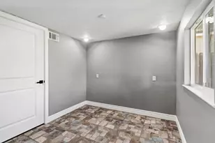 729 Las Palmas Ave, Sacramento, CA 95815 - Photo 20