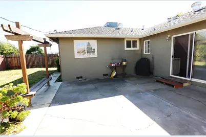 5413 Ontario Street, Sacramento, CA 95820 - Photo 38