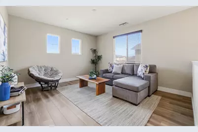 9558 Alder Creek Drive, Sacramento, CA 95829 - Photo 10