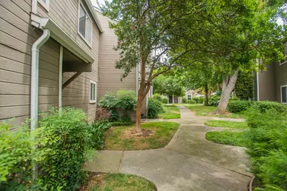 9101 Newhall Drive #31, Sacramento, CA 95826 - Photo 2
