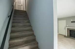 9101 Newhall Dr, Sacramento, CA 95826 - Photo 16