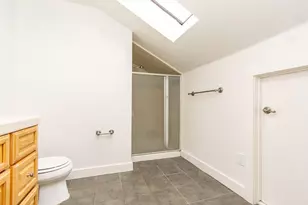 737 E Main St, Turlock, CA 95380 - Photo 30