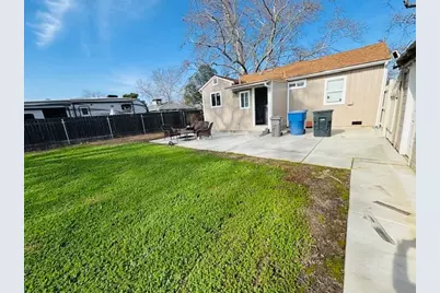 640 Santa Ana Avenue, Sacramento, CA 95838 - Photo 16