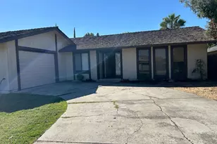 916 Springoak Way, Stockton, CA 95209 - Photo 4