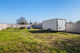 7431 Citrus Ave, Sacramento, CA 95823 - Photo 1