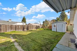 8751 Torrey Way, Elk Grove, CA 95624 - Photo 34