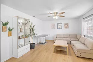 8751 Torrey Way, Elk Grove, CA 95624 - Photo 8