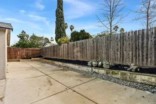 7360 Salazar Dr, North Highlands, CA 95660 - Photo 24