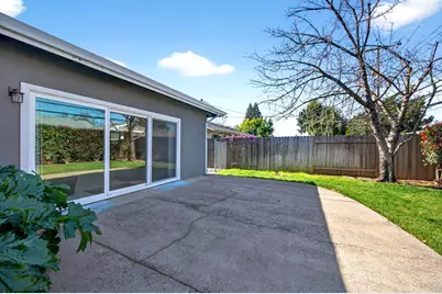 9149 Rundelay Way, Sacramento, CA 95826 - Photo 46