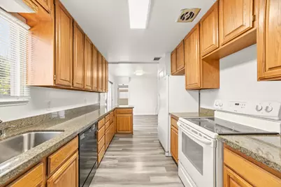 10513 Spaulding Way, Rancho Cordova, CA 95670 - Photo 14