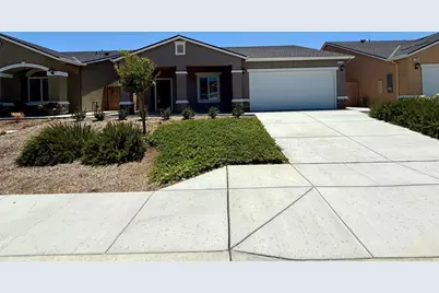 1212 E Orange Street, Avenal, CA 93204 - Photo 1
