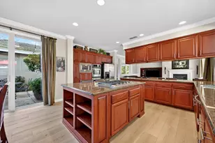 2090 Roy Ranch Way, Plumas Lake, CA 95961 - Photo 28