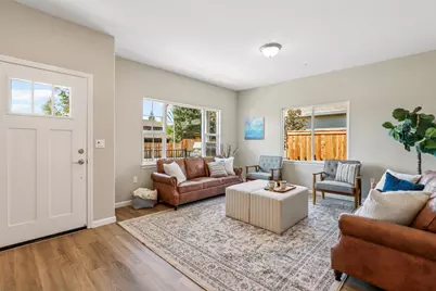 9116 Hensley Way, Elk Grove, CA 95758 - Photo 4