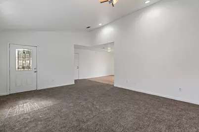 125 Ford Road, Sacramento, CA 95838 - Photo 4