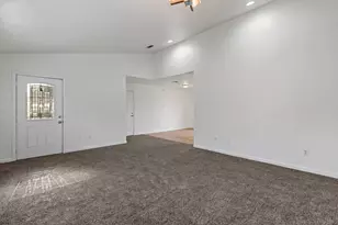 125 Ford Rd, Sacramento, CA 95838 - Photo 4