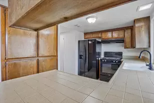 5901 Casa Alegre, Carmichael, CA 95608 - Photo 12