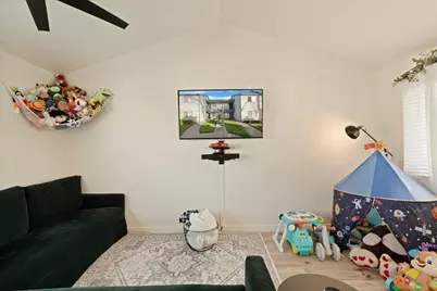 445 Almond Drive #108, Lodi, CA 95240 - Photo 4