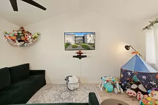 445 Almond Dr, Lodi, CA 95240 - Photo 4