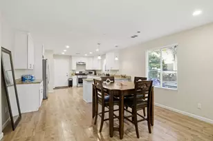 243 Angelus St, Turlock, CA 95380 - Photo 8