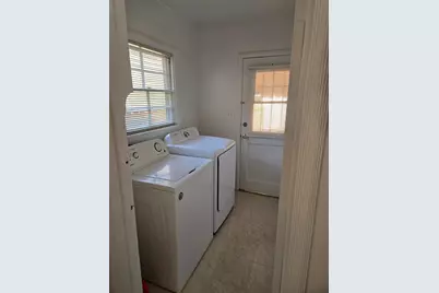 2701 Marty Way, Sacramento, CA 95818 - Photo 16