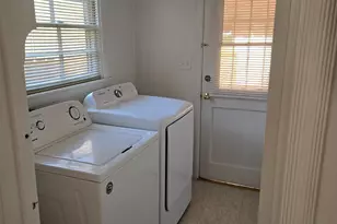 2701 Marty Way, Sacramento, CA 95818 - Photo 16