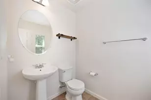 9 Captains Gate Pl, Sacramento, CA 95835 - Photo 14