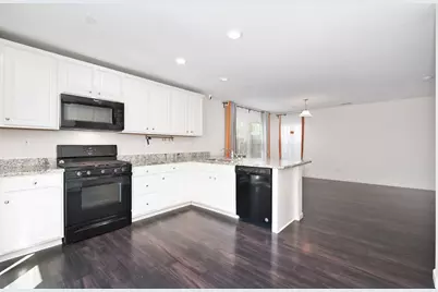 9 Captains Gate Pl, Sacramento, CA 95835 - Photo 12