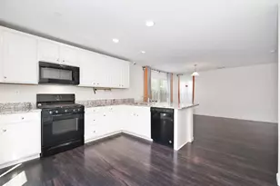 9 Captains Gate Pl, Sacramento, CA 95835 - Photo 12