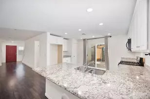 9 Captains Gate Pl, Sacramento, CA 95835 - Photo 10