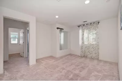 9 Captains Gate Pl, Sacramento, CA 95835 - Photo 16