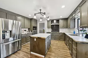 9764 Angel Ct, Stockton, CA 95209 - Photo 18