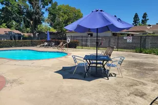 7407 Sunborough Ln, Sacramento, CA 95828 - Photo 30