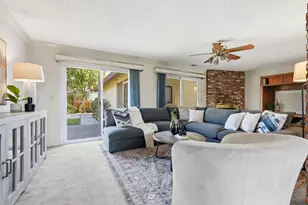 5800 Shelldrake Ct, Fair Oaks, CA 95628 - Photo 12