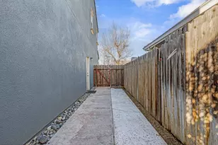 1434 Augusta Pointe Dr, Ripon, CA 95366 - Photo 54