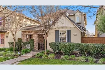 292 W Saint Francis Avenue, Mountain House, CA 95391 - Photo 2