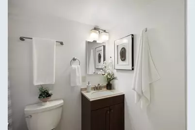 2408 Roslyn Way, Sacramento, CA 95864 - Photo 26