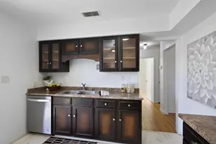 2408 Roslyn Way, Sacramento, CA 95864 - Photo 14